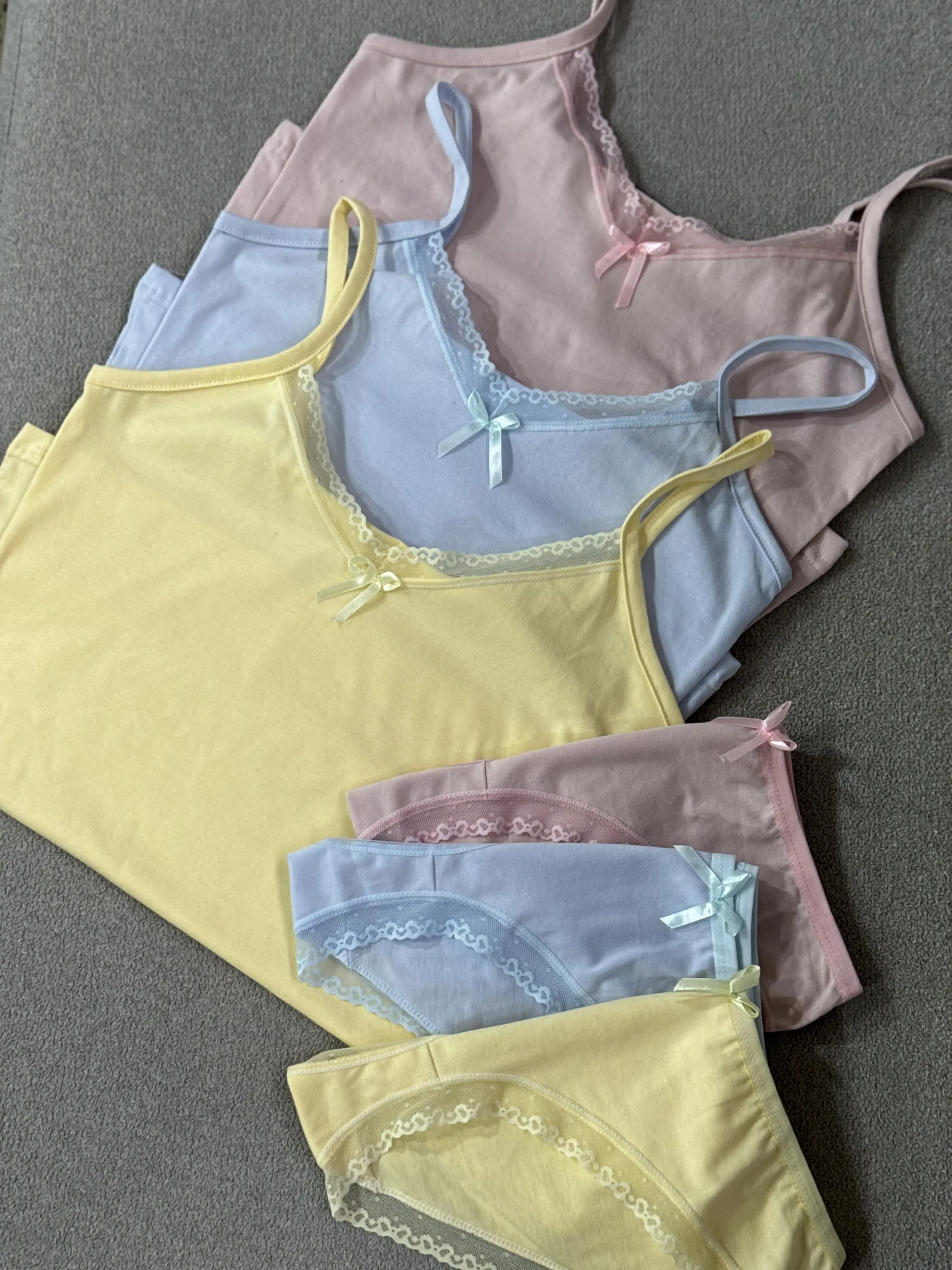 ست تاپ و شورتک زنانه الینا